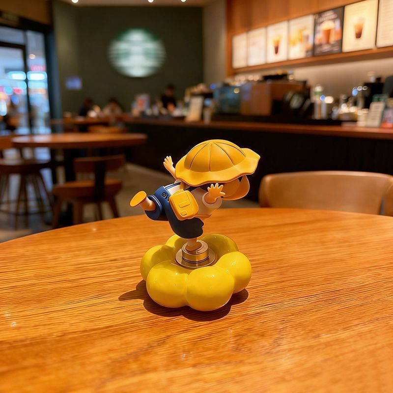 Crayon Shin-chan Spinning Cloud Desktop Figure
