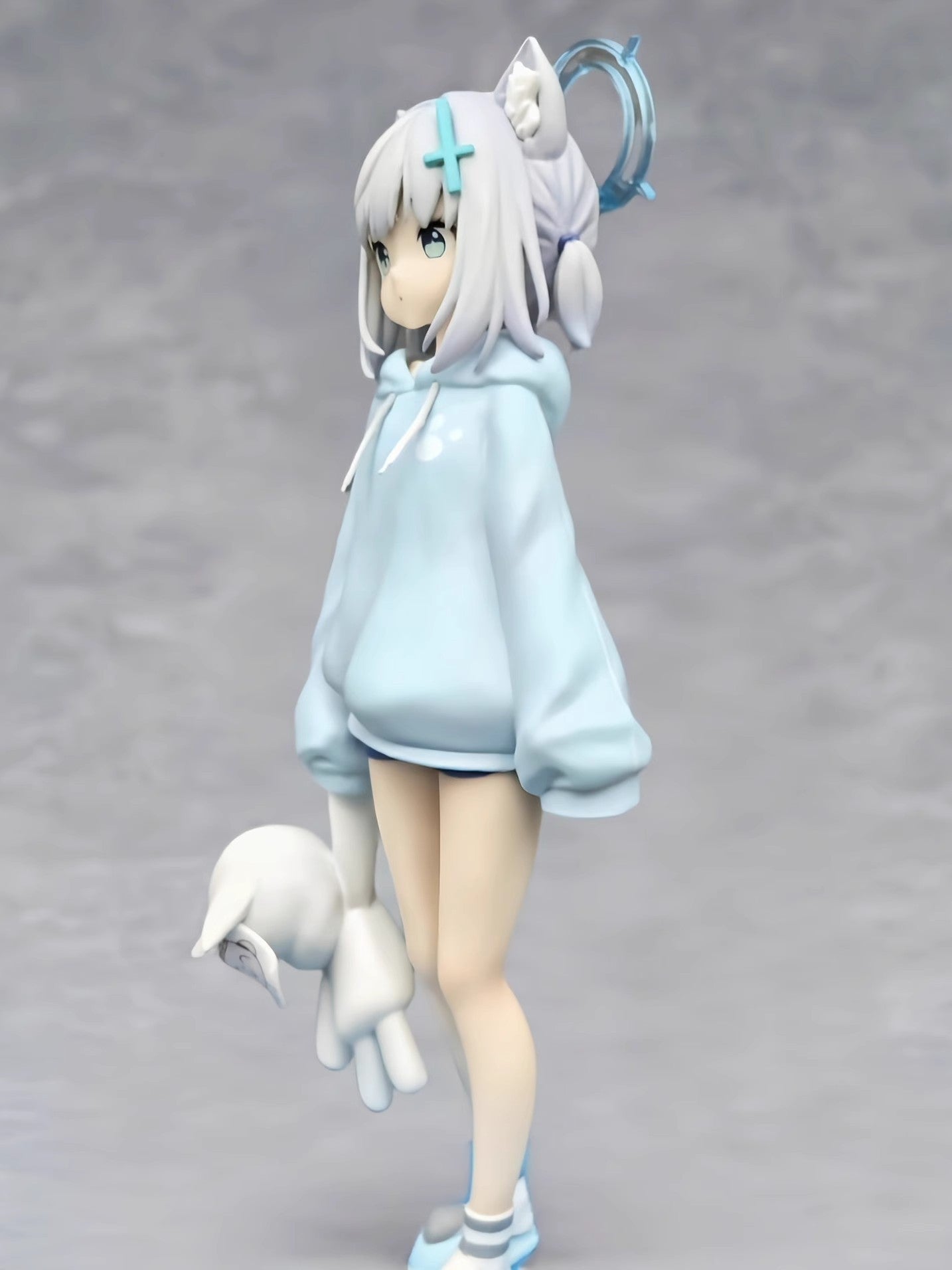 Blue Archive Shiroko Sunaookami Hoodie Figure