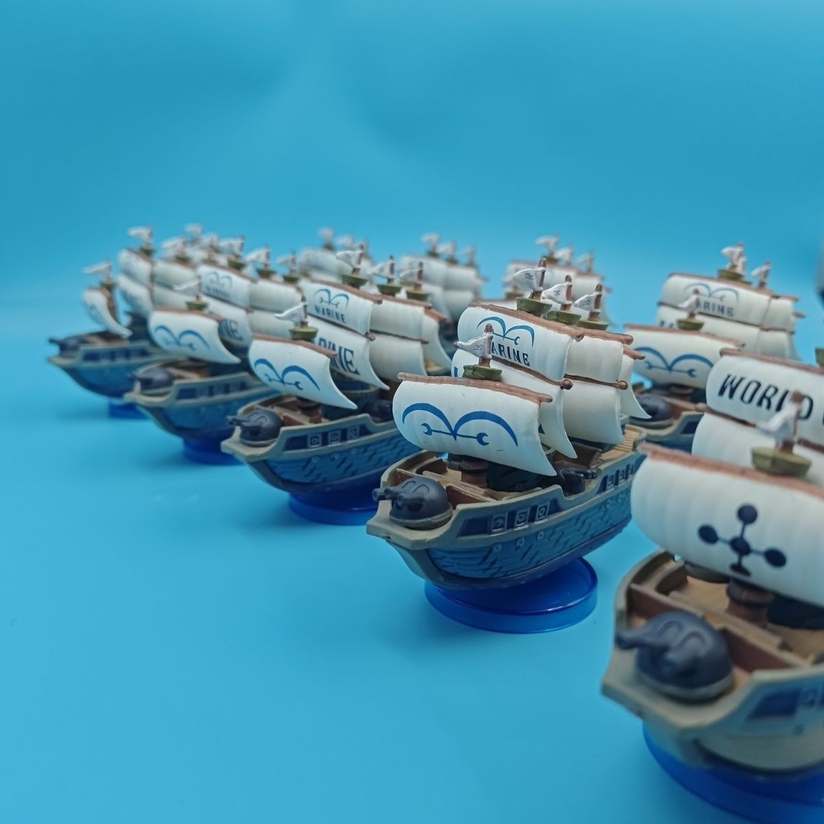 One Piece Marine Warship Miniature Ship Collection Figure 6cm Blue Hull White MARINE Sail Gold Mast
