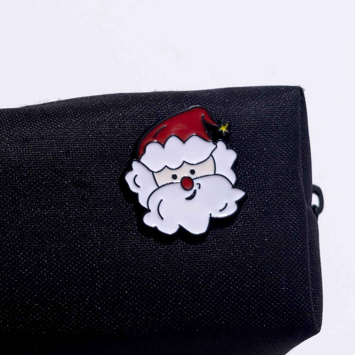 Christmas Pin Set: Cute Santa, Snowman, Reindeer for Gifts（8pcs）