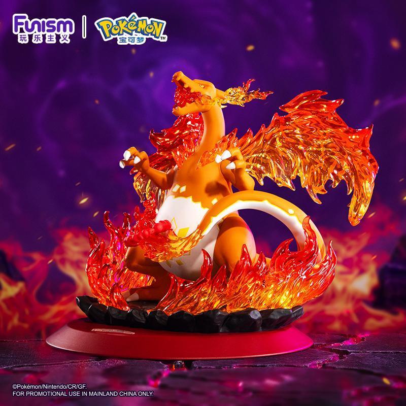 Funism Pokemon Gigantamax Charizard Statue Figure