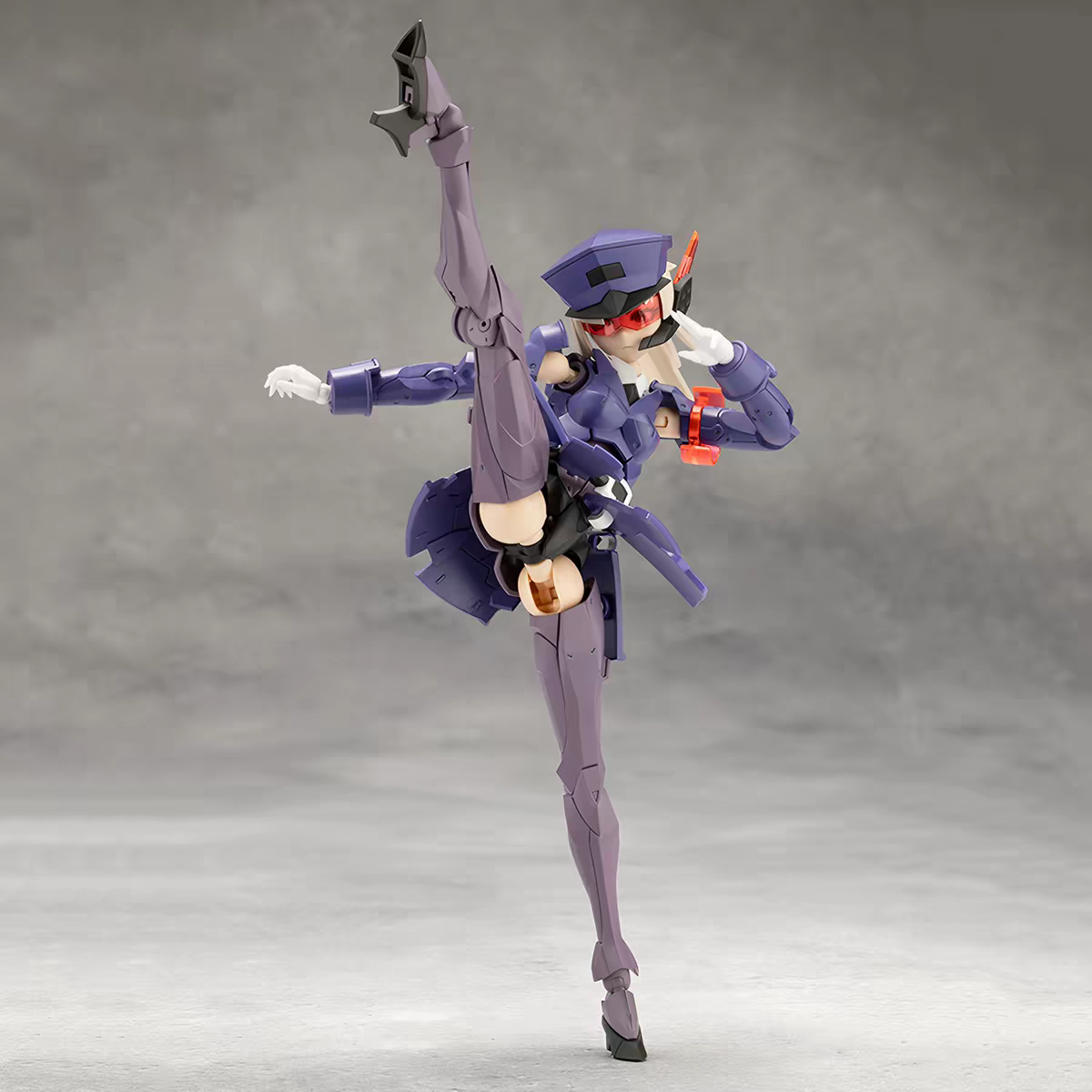 Kotobukiya CX021 Jailer Female Officer Model Kit