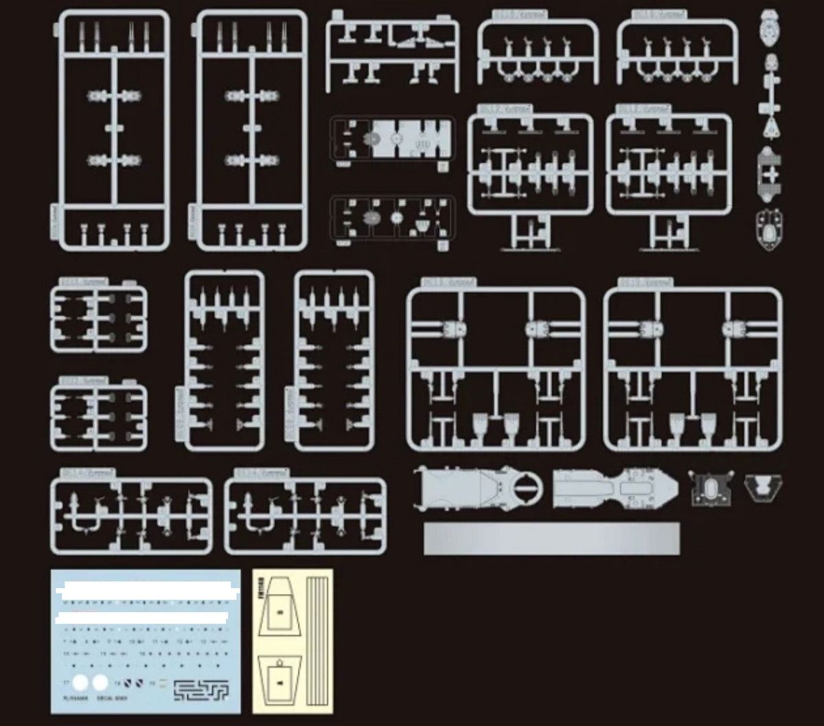 Flyhawk FH1148S 1/700 Scharnhorst 1943 Deluxe Full Hull Battleship Model Kit