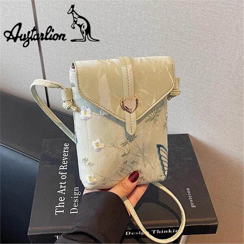 Augtarlion Chinese Embroidery Floral Butterfly Crossbody Phone Bag Gold Heart Clasp Shoulder Bag