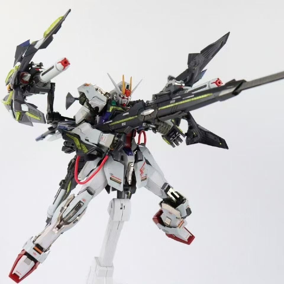 Daban 8830 MG 1/100 Strike Gundam MB Style with Lightning Striker Pack Full Kit