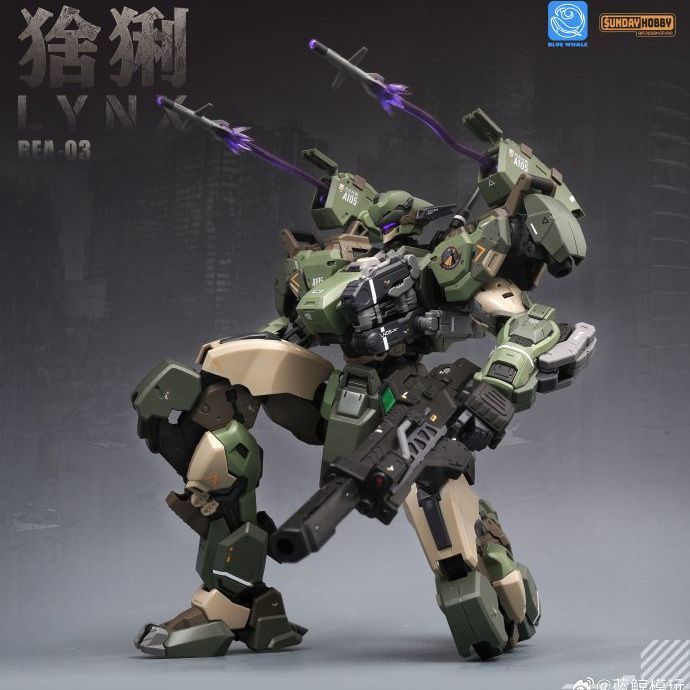 Blue Whale Sunday Hobby LYNX REA-03 1/100 Military Mecha Snap-Fit Model Kit with Maintenance Diorama Base