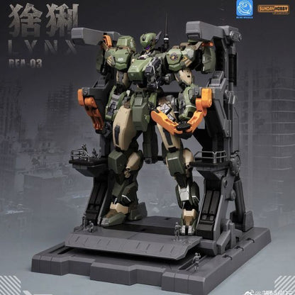 Blue Whale Sunday Hobby LYNX REA-03 1/100 Military Mecha Snap-Fit Model Kit with Maintenance Diorama Base