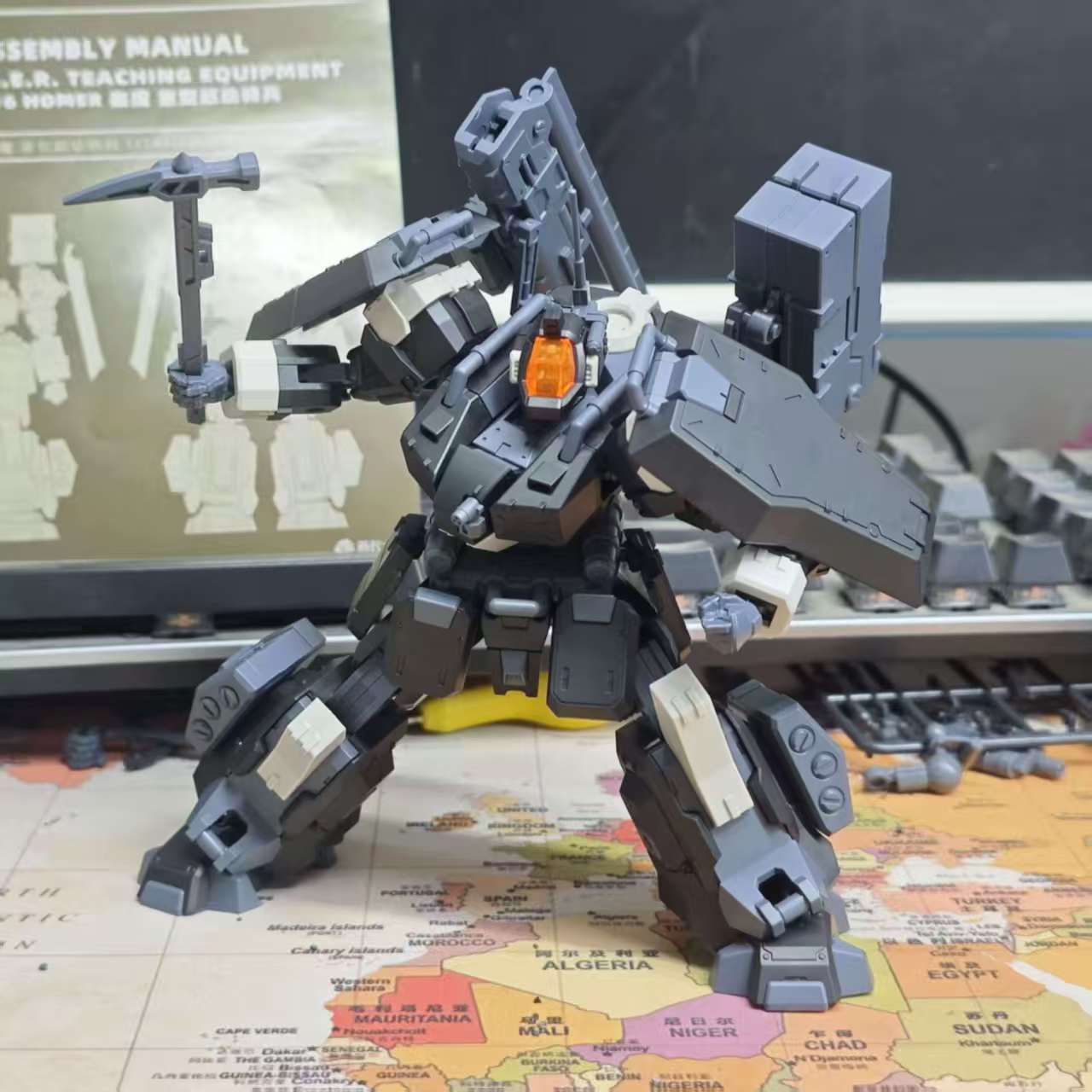 Chief Continent Hongmo 2nd Anniversary Edition Mecha Model Kit