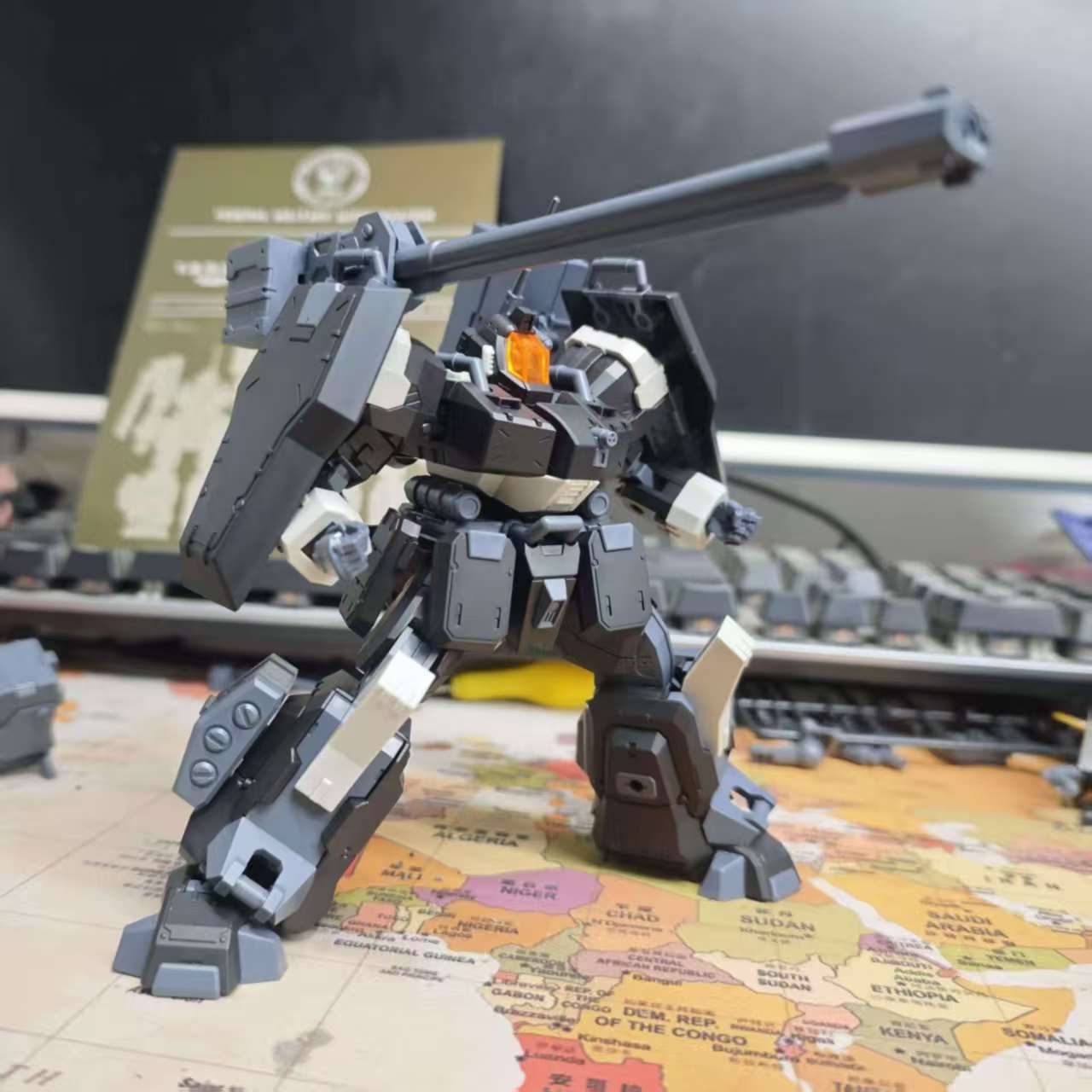 Chief Continent Hongmo 2nd Anniversary Edition Mecha Model Kit