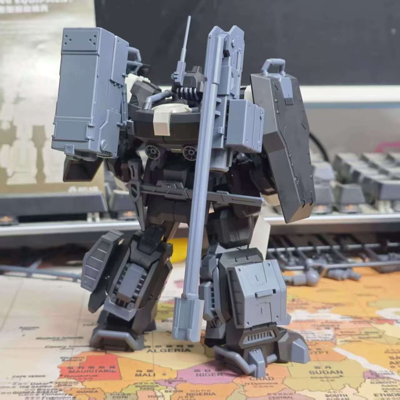 Chief Continent Hongmo 2nd Anniversary Edition Mecha Model Kit