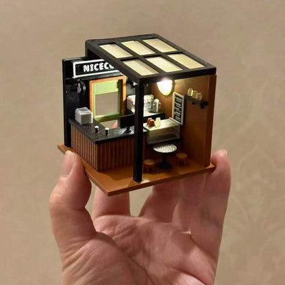 NICECOFFEE 1:64 Miniature Coffee Shop Scene Model with LED Light