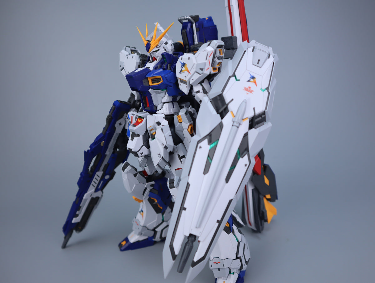 Longhu RX-93ff Nu Gundam dynamic action pose mounted on included display base