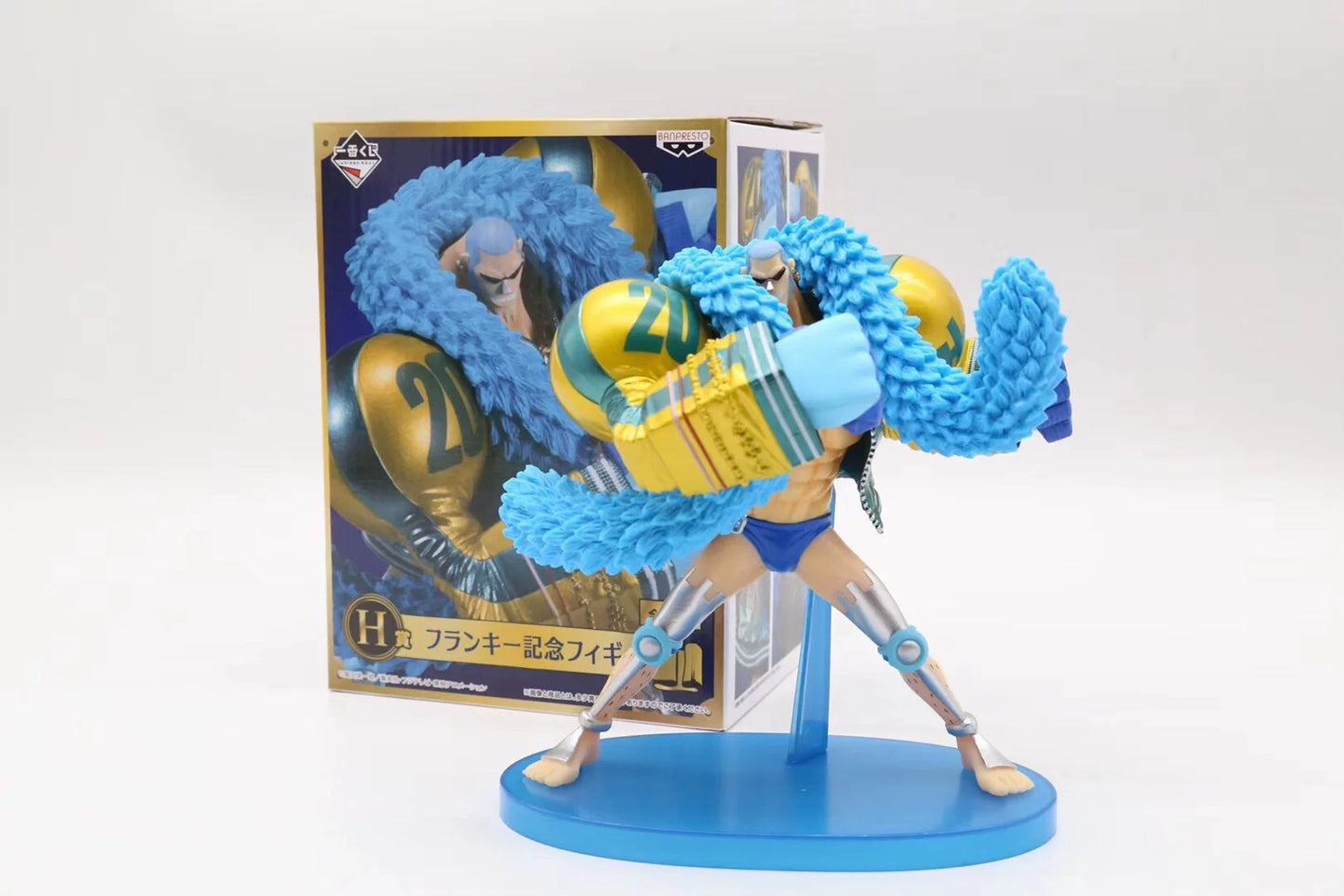 One Piece 20th Anniversary Crew Figures Set