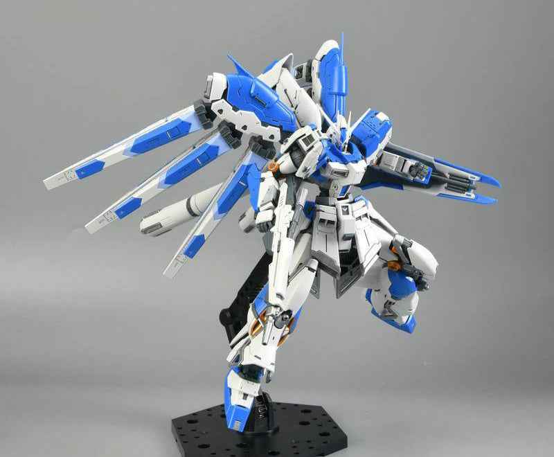 BANDAI RG 1/144 Hi-Nu Gundam Model Kit - Ideal Choice for Collectors and Builders