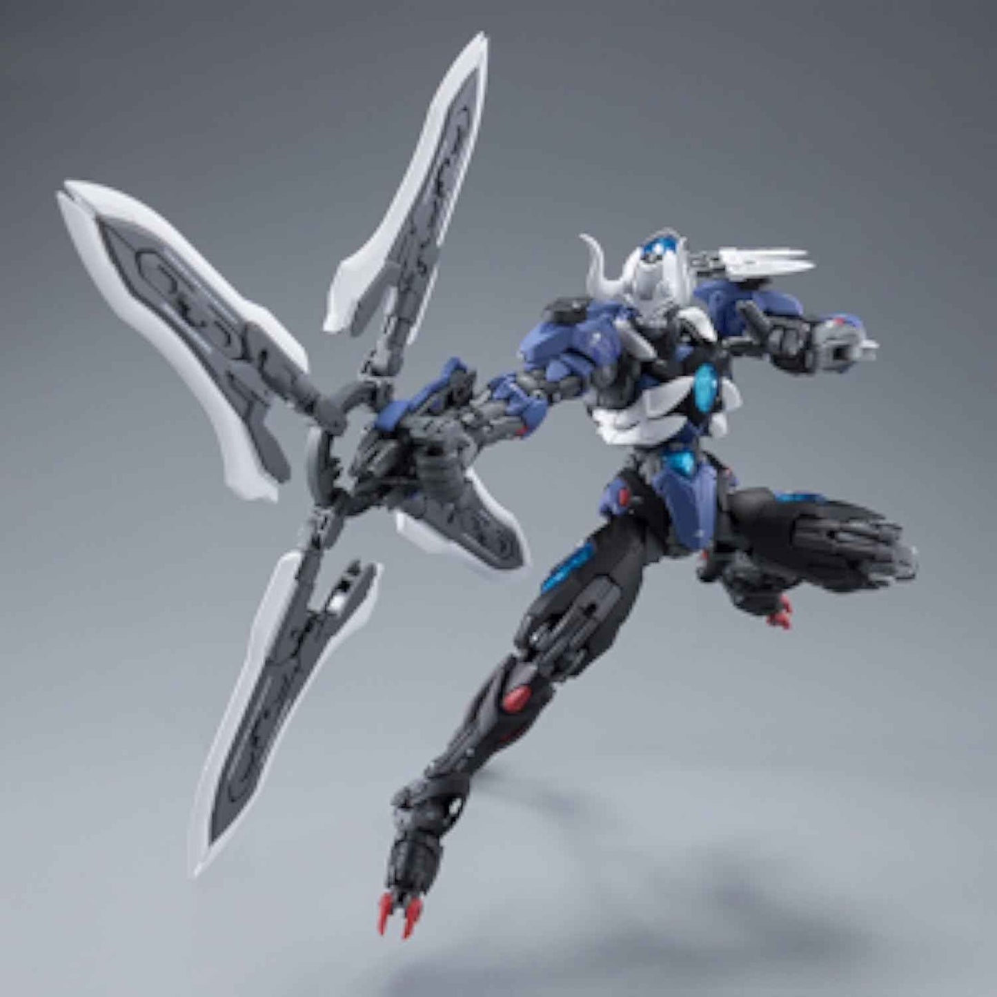 Plastic Model Action Figures Kits, Flame Soul Emperor of Flame, 8.66in Mecha Model, 1:100 Collectible Easy to Assem